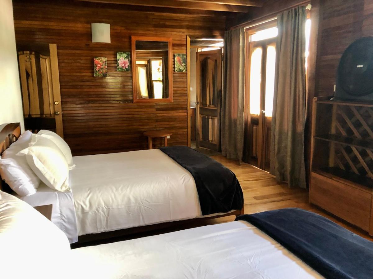 Hostal Zafiro מינדו מראה חיצוני תמונה
