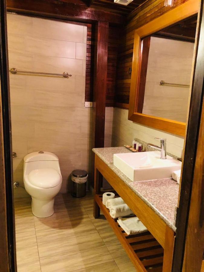 Hostal Zafiro מינדו מראה חיצוני תמונה
